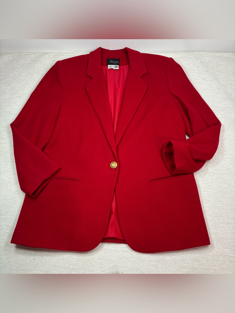 Radcliffe women size 14 100% wool blazer suit jacket in bright red long sleeve
